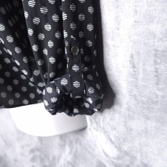 Chicos Blouse Button Front Tie-Front 12 (2) Convertible Sleeves Top Lightweight - Picture 3 of 5